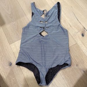 Acacia Mauka One Piece in Blue and White Stripe